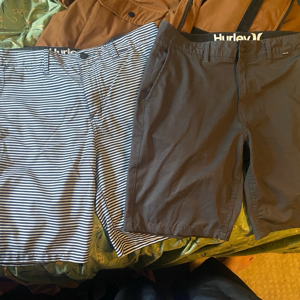 Hurley Black and White and gray Men's Shorts Set